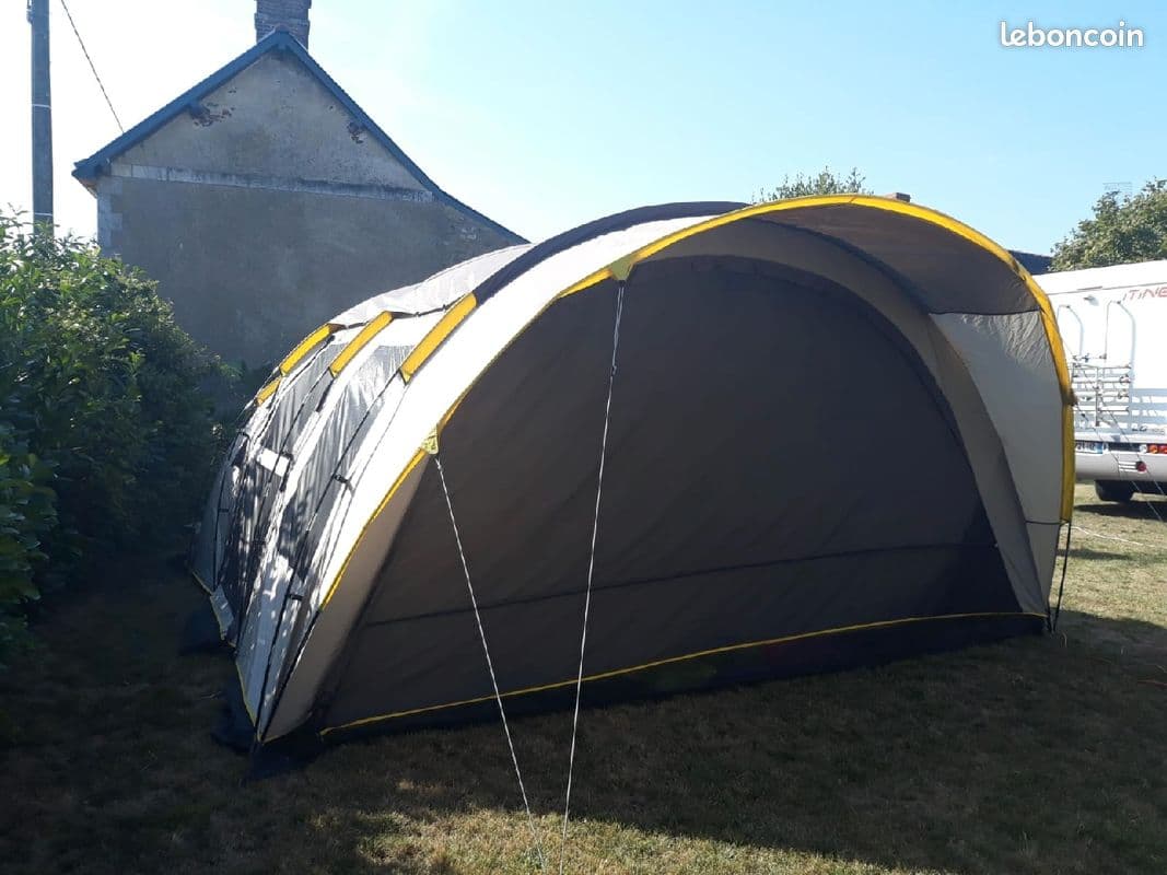 Tente familiale Decathlon - miniature 2